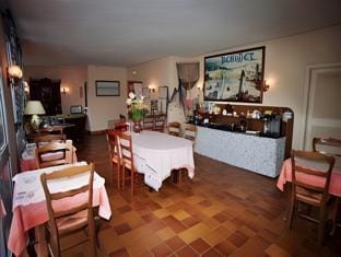 Coffee shop
