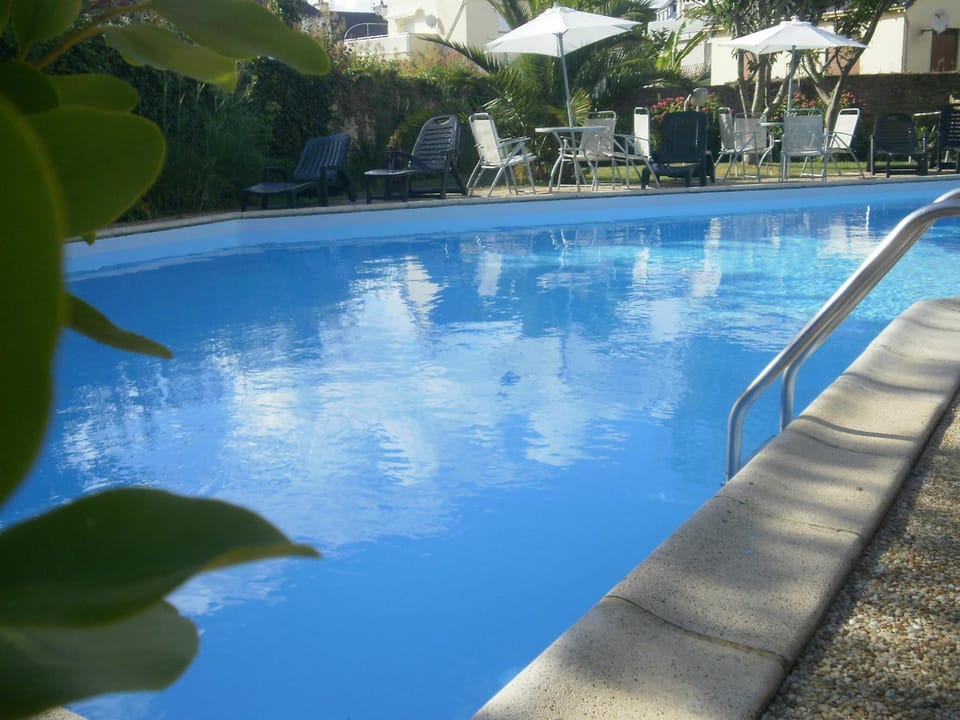 Les Bains de Mer Riviera Bretonne Hotel in Bénodet
