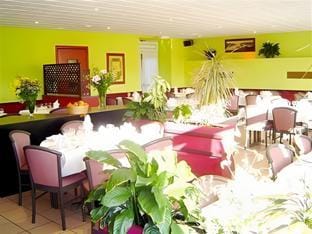 Les Bains de Mer Riviera Bretonne Hotel in Bénodet