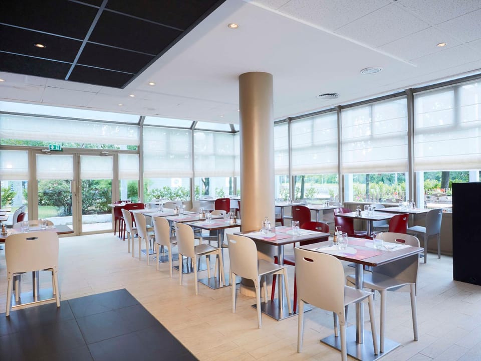 Campanile Paris Est - Bobigny Hotel in Île-de-France