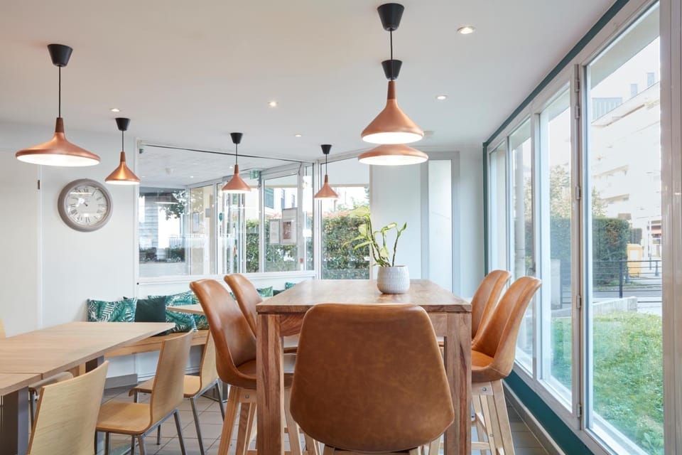 Aparthotel Adagio Access Carrieres Sous Poissy Hotel in Poissy