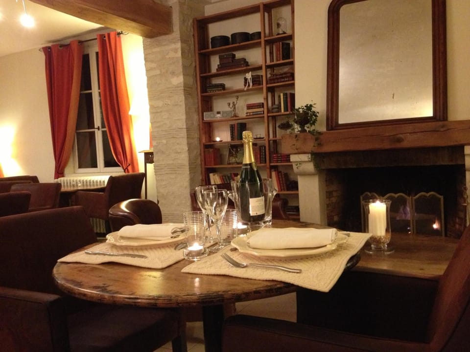 Hotel L'Aunette Cottage Hotel in Île-de-France