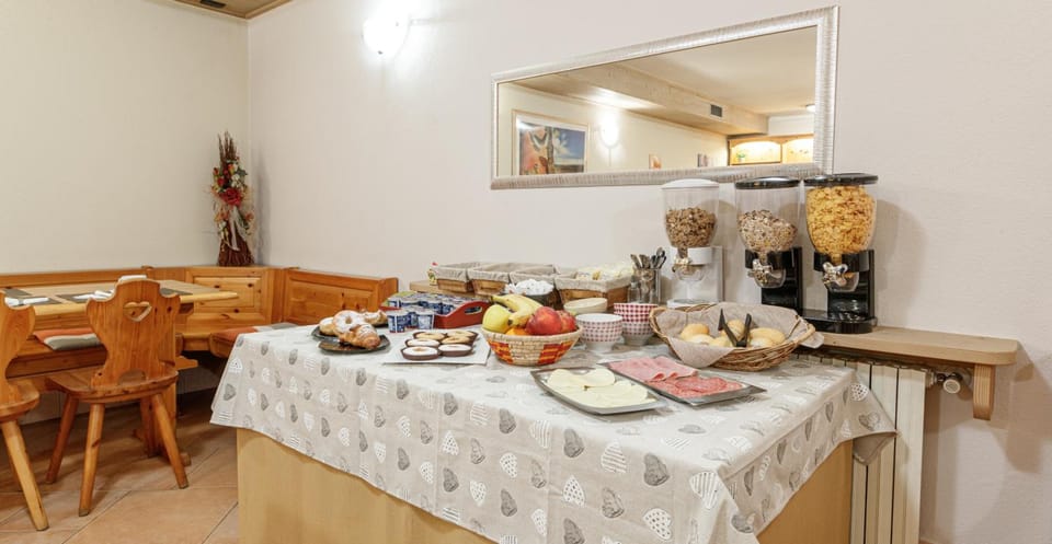 Albergo Caravasc Hotel in Canton of Grisons