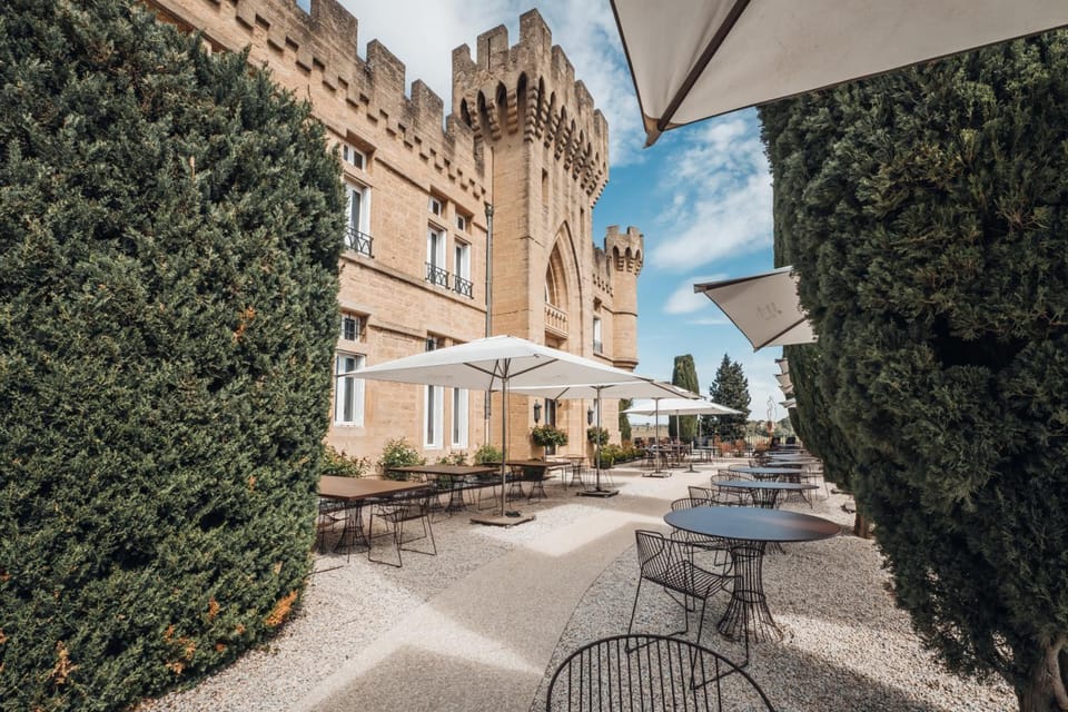 Hostellerie du Chateau des Fines Roches Hotel in Provence-Alpes-Côte d'Azur