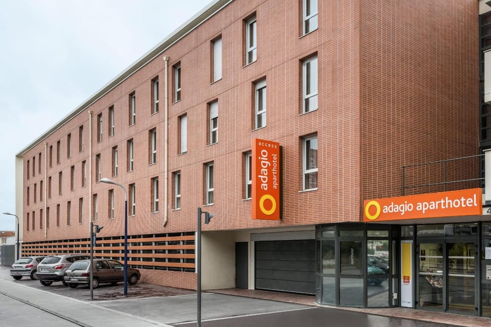 Apartment Adagio Access Paris Clamart Hotel in Île-de-France
