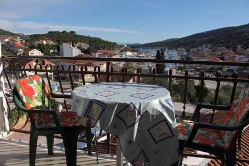 Twin Room Marina 5953a Hotel in Šibenik-Knin County, Croatia