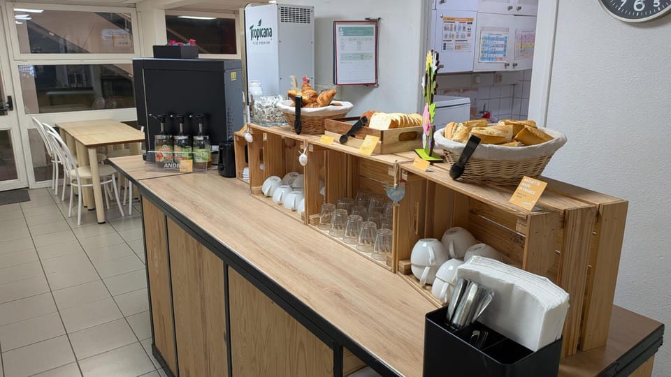 Premiere Classe Lille Sud - Douai Cuincy Hotel in Hauts-de-France