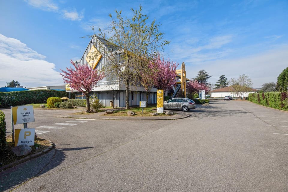 Premiere Classe Lyon Est Bron Eurexpo Hotel in Vaulx-en-Velin