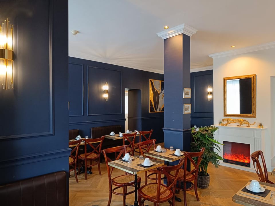 The Originals Boutique, Hotel Angleterre, Fecamp Hotel in Normandy
