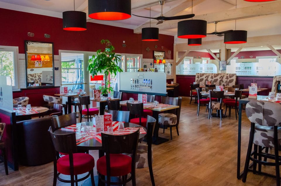 Contact Hotel Fontenay le Comte Hotel in Pays de la Loire