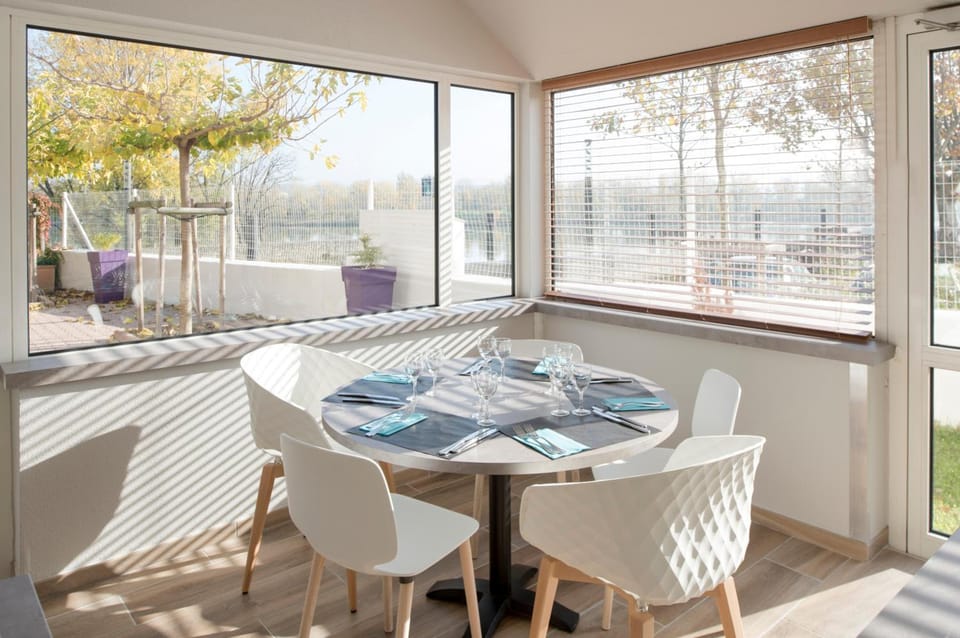 Kyriad Lyon Sud - Givors Hotel in Givors