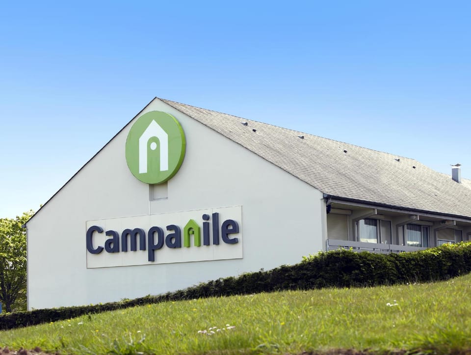Campanile NATURE - Brest Gouesnou Aéroport Hotel in Brest