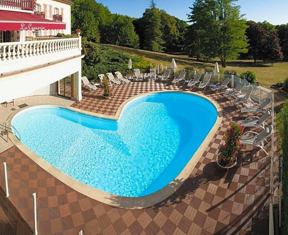 Le Chateau de la Tour Hotel in Hauts-de-France