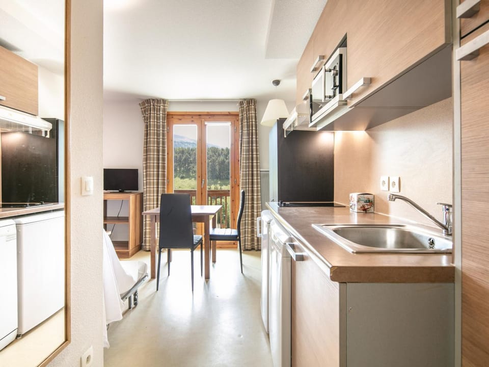 Vacanceole - Les Gentianes Apartment hotel in Provence-Alpes-Côte d'Azur