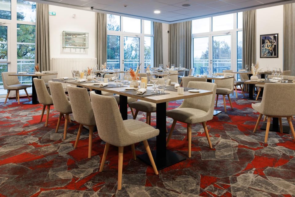 Hotel SPA Restaurant Husseren Collections - Proche Colmar - Eguisheim Hotel in Grand Est