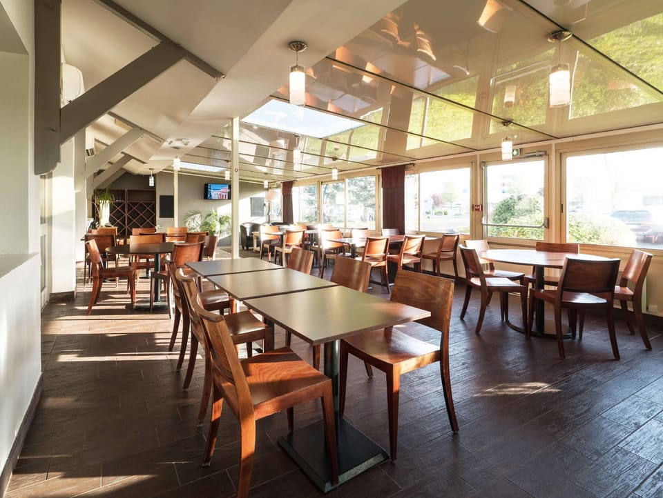 Kyriad Caen Sud Ifs Hotel in Normandy