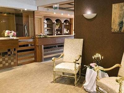 Hotel Les Remparts Hotel in Grand Est