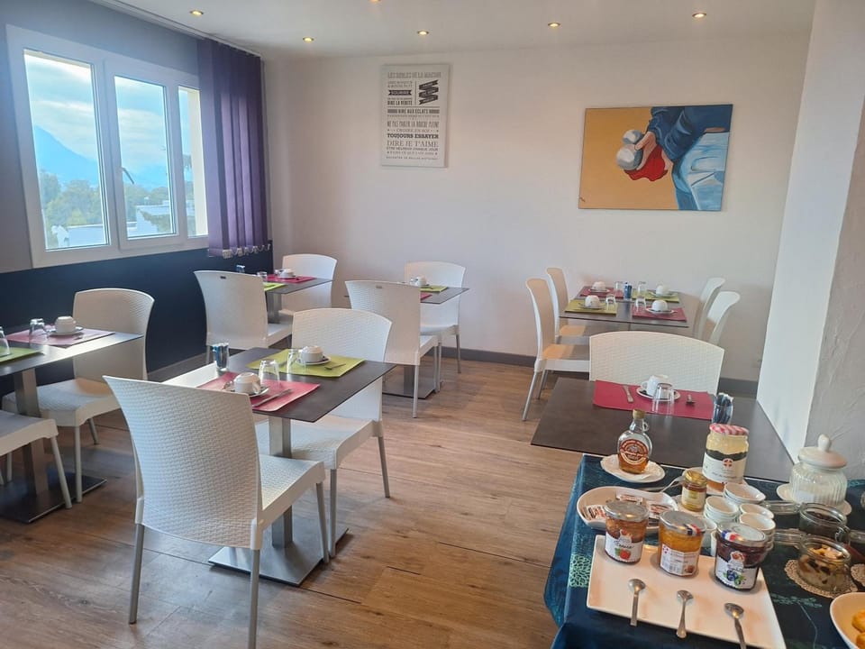 Hotel le Foron Hotel in Haute-Savoie