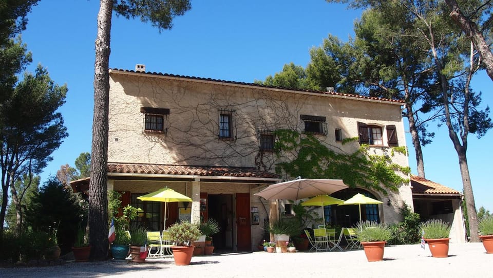 La Cigaliere Hotel in Le Beausset