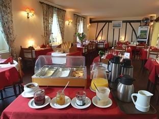 Logis Auberge De La Dune - Hotel & Restaurant Hotel in Le Crotoy