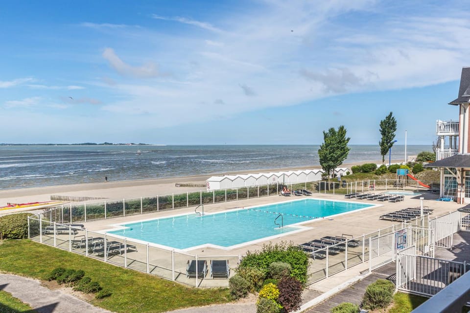 Pierre & Vacances Premium Residence de la Plage Apartment hotel in Le Crotoy