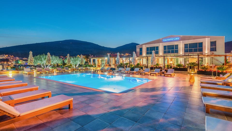 Marina Baotic Apartments Hotel in Trogir