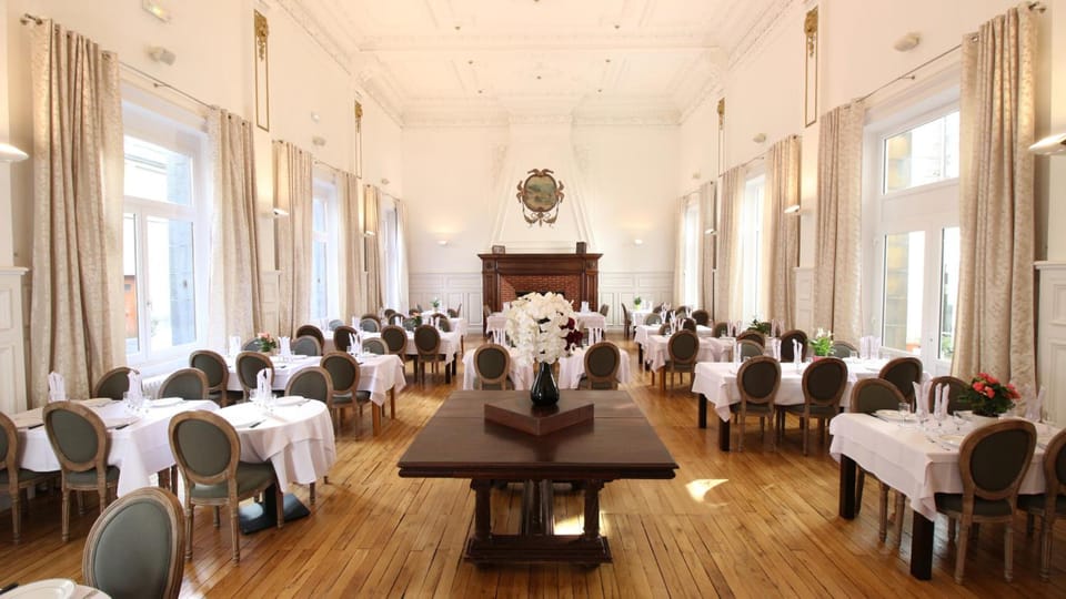 Hotel du Parc Hotel in Auvergne-Rhône-Alpes