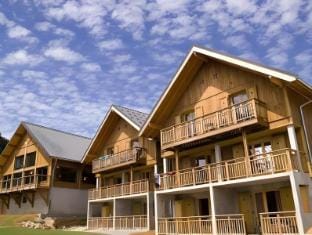 Madame Vacances Les Chalets Du Berger Apartment hotel in Auvergne-Rhône-Alpes