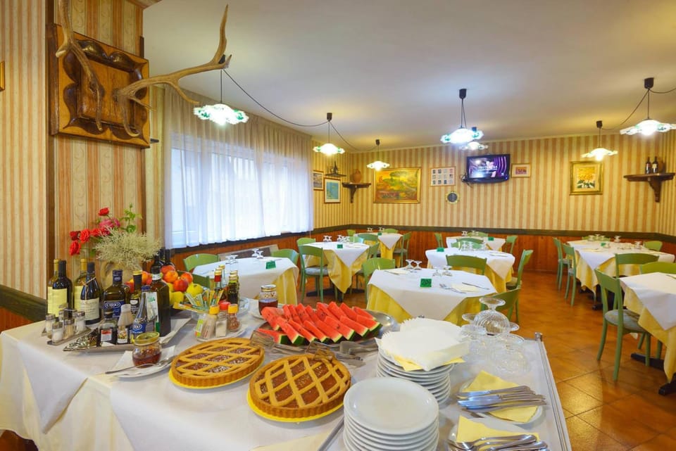 HOTEL HOLIDAYS a Barrea - Natura, Relax e Benessere nel Parco d'Abruzzo Hotel in Molise, Italy