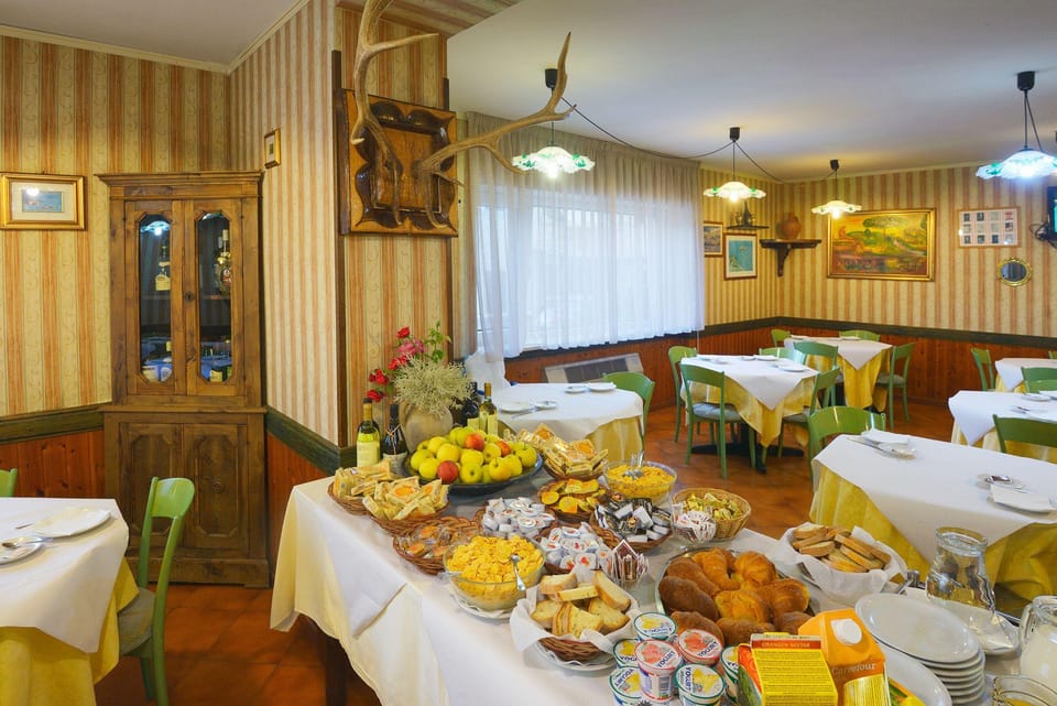 HOTEL HOLIDAYS a Barrea - Natura, Relax e Benessere nel Parco d'Abruzzo Hotel in Molise, Italy