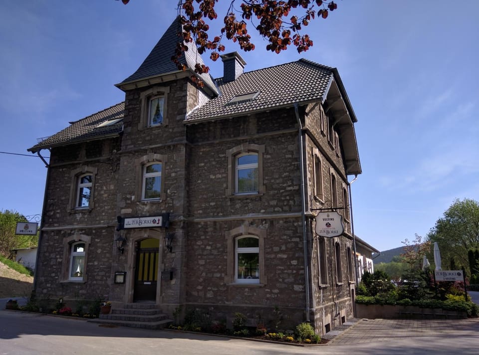 Hotel Zur-Borke Hotel in Hesse