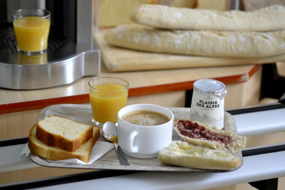 Premiere Classe Dunkerque Sud - Loon Plage Hotel in Hauts-de-France