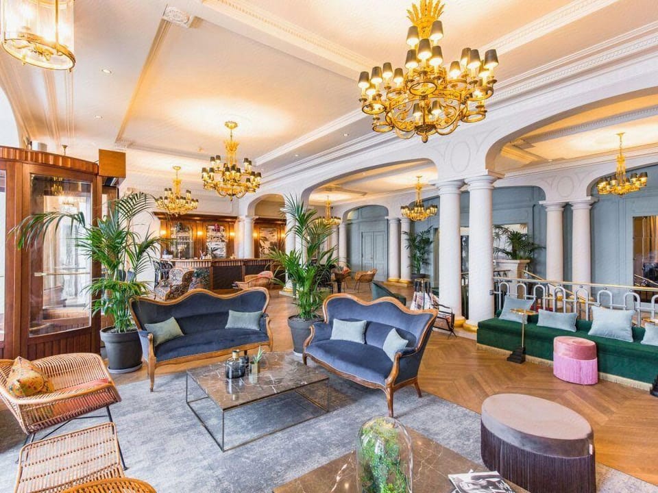 Le Palace De Menthon Hotel in Menthon-Saint-Bernard