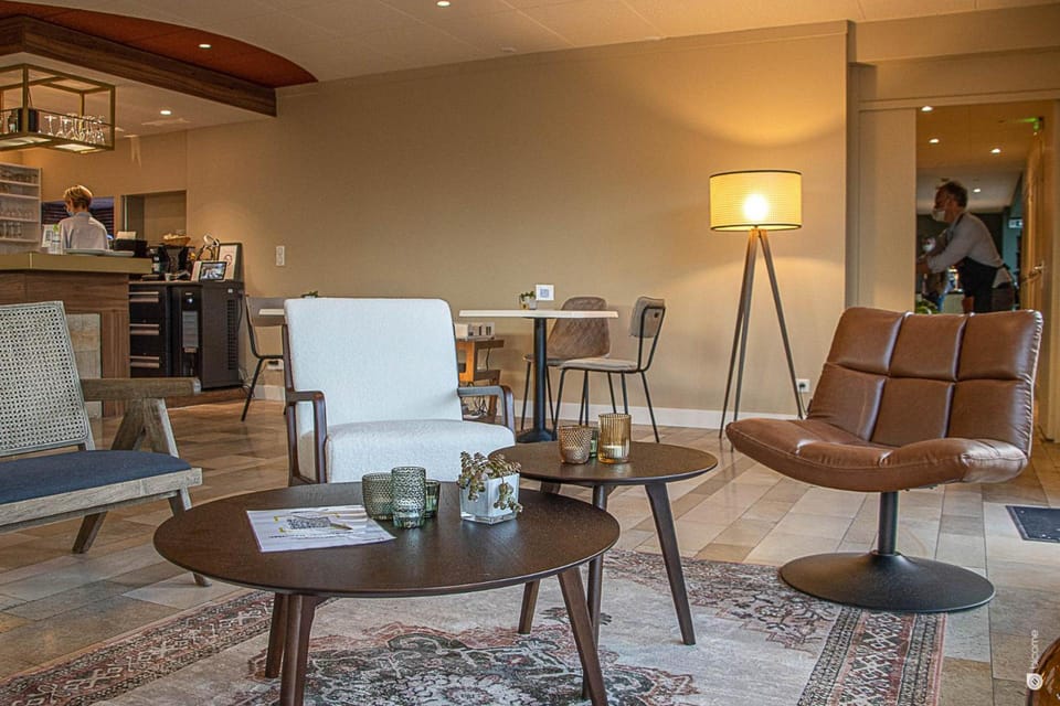 Logis Hotel & Restaurant - Le Relais de Montigny Hotel in Normandy