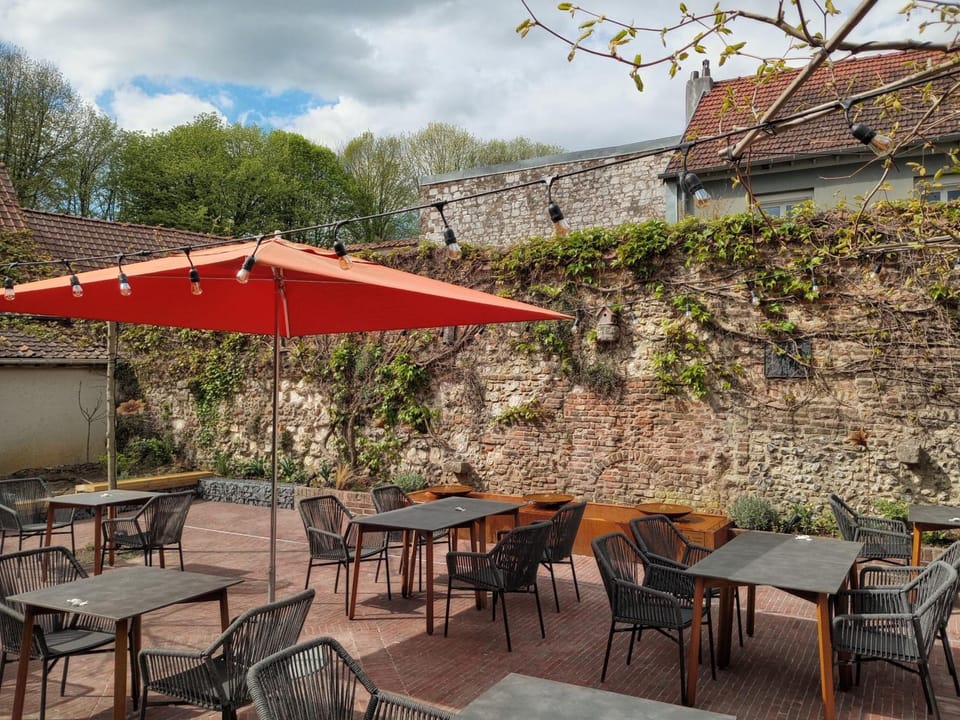 Logis Hotel & Restaurant - Les Hauts de Montreuil Hotel in Hauts-de-France