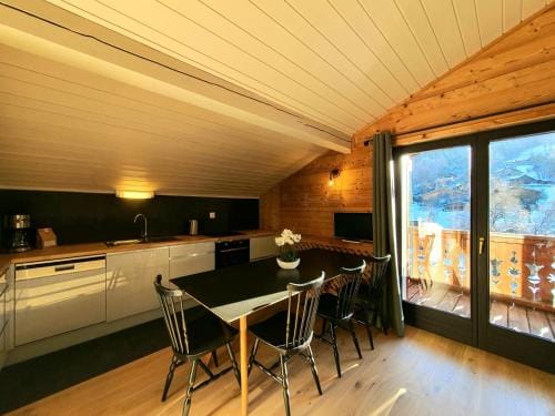 Cafe-Hotel Le Morillon, Domaine du Grand Massif-Samoens Hotel in Morillon