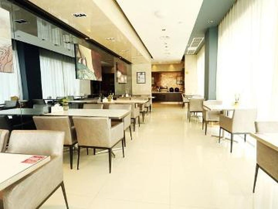 Jinjiang Inn Nanjing Changjiang Bridge North Metro Station Hotel in Nanjing