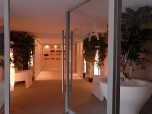 Du Cote Des Olivades Hotel in Arles