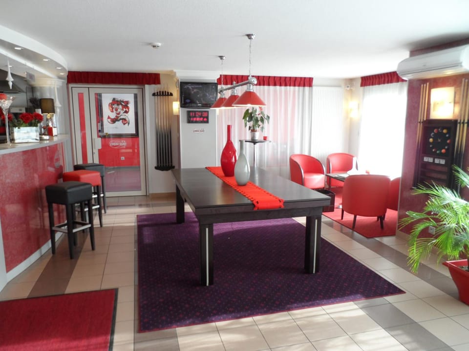 Hotel Lyon Sud Hotel in Auvergne-Rhône-Alpes