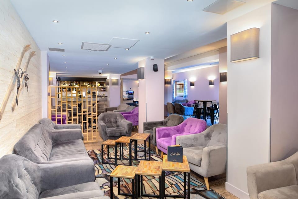 Bar/lounge