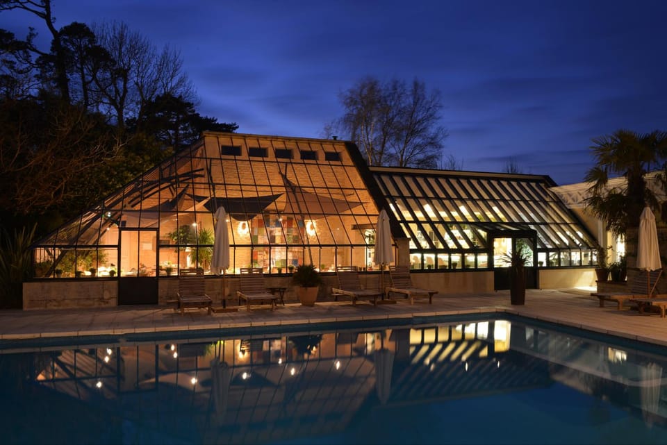 Chateau La Cheneviere Hotel in Normandy