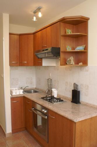 Apartments and rooms by the sea Jakisnica, Pag - 4160 Hotel in Lun