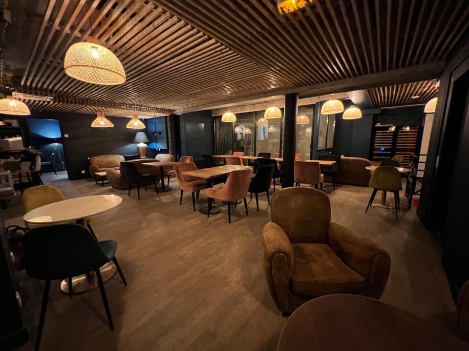 Paris Saint Cloud Hotel Hotel in Saint-Cloud