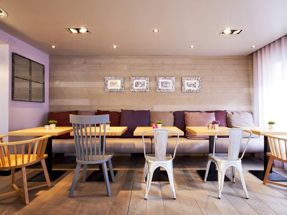 Campanile NATURE - Saint-Germain-en-Laye Hotel in Poissy