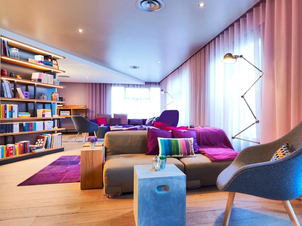Bar/lounge