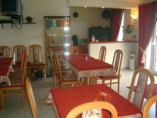 Logis Heraclee Hotel in Arles