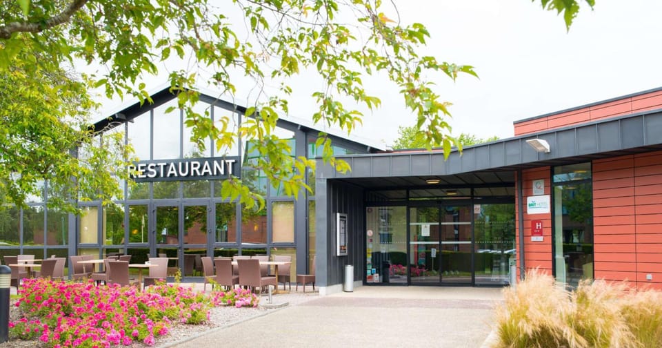 Brit Hotel Rennes St Gregoire – Le Villeneuve Hotel in Rennes