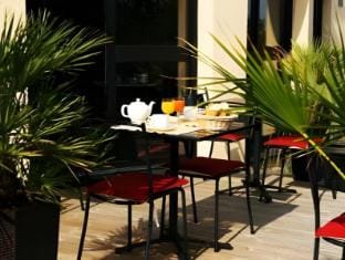 Coffee shop
