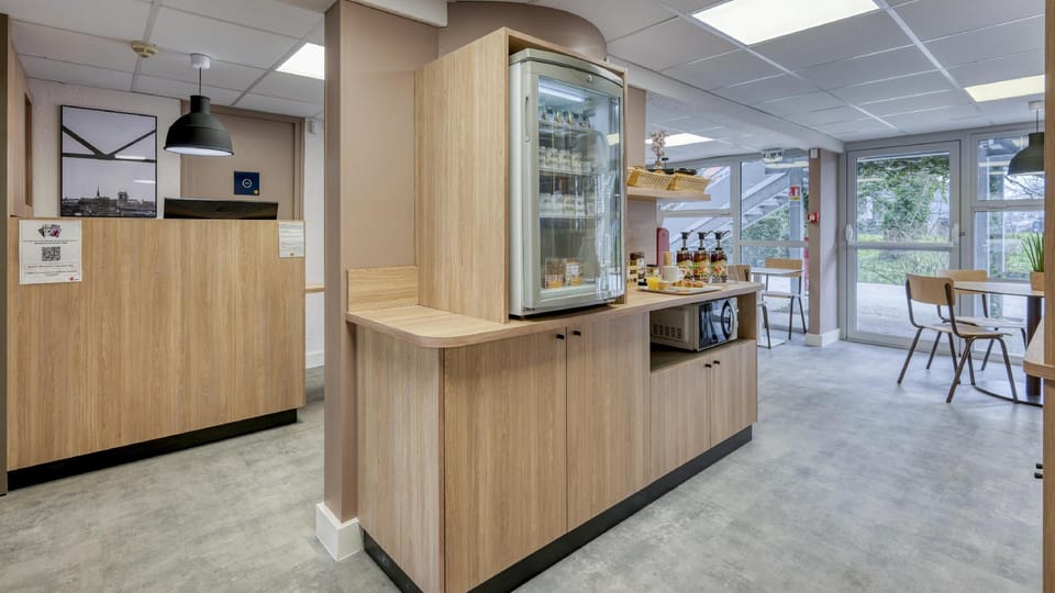 Premiere Classe Lyon Est Aeroport Saint Exupery Hotel in Auvergne-Rhône-Alpes