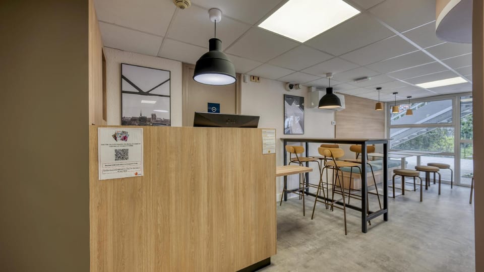 Premiere Classe Lyon Est Aeroport Saint Exupery Hotel in Auvergne-Rhône-Alpes